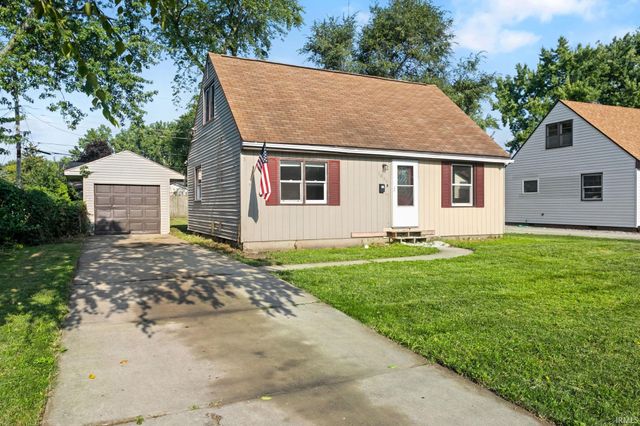 1015 Birchwood Avenue, South Bend, IN 46619
