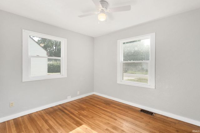 1015 Birchwood Avenue, South Bend, IN 46619