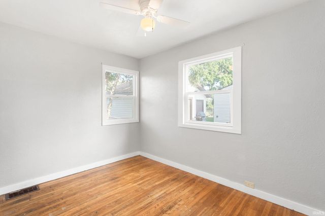 1015 Birchwood Avenue, South Bend, IN 46619