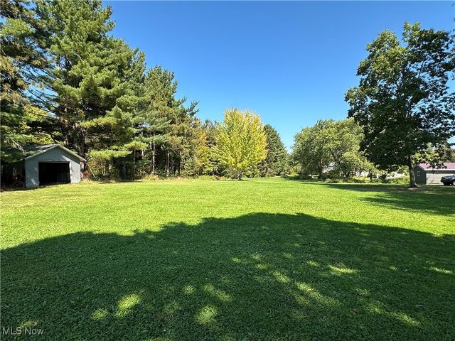 5051 Center Road, Conneaut, OH 44030