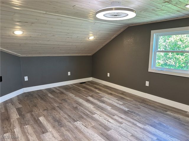 5051 Center Road, Conneaut, OH 44030