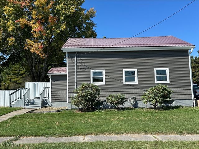 5051 Center Road, Conneaut, OH 44030