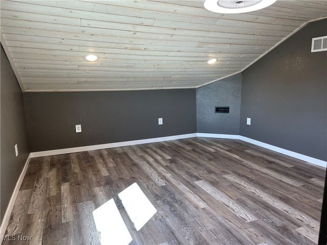 5051 Center Road, Conneaut, OH 44030