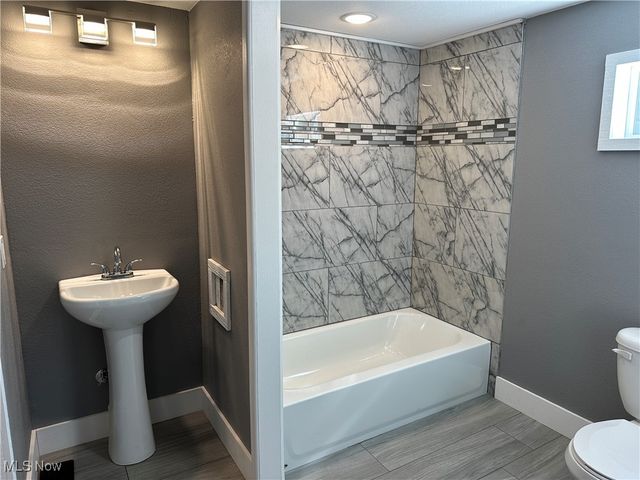 5051 Center Road, Conneaut, OH 44030