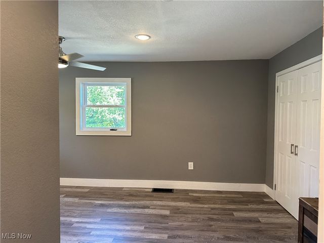 5051 Center Road, Conneaut, OH 44030