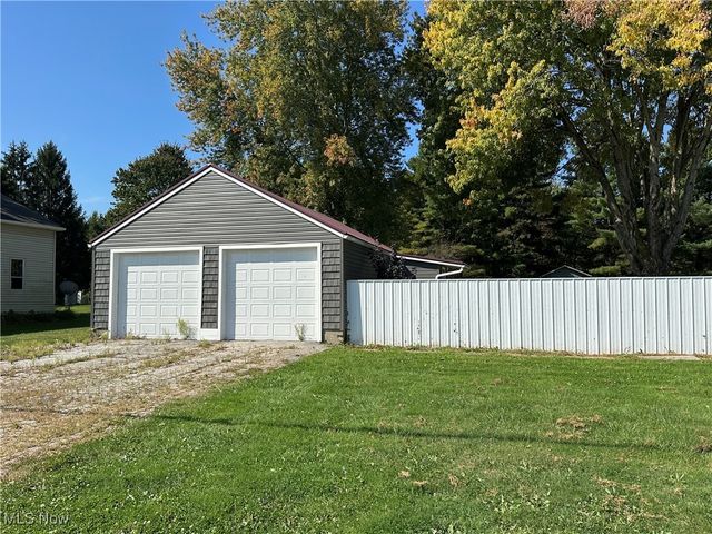 5051 Center Road, Conneaut, OH 44030