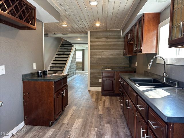 5051 Center Road, Conneaut, OH 44030