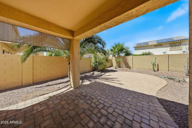 18628 W MISSION Lane, Waddell, AZ 85355