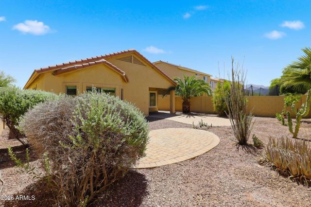 18628 W MISSION Lane, Waddell, AZ 85355