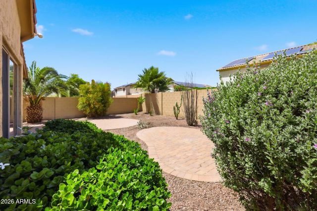 18628 W MISSION Lane, Waddell, AZ 85355