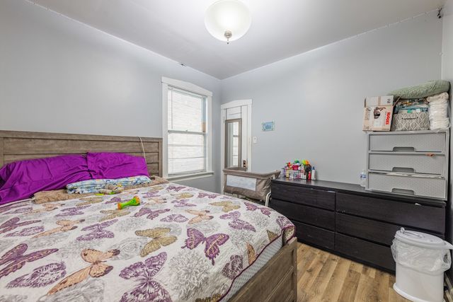 6733 S Campbell Avenue, Chicago, IL 60629
