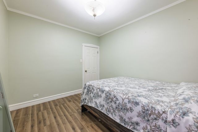 6733 S Campbell Avenue, Chicago, IL 60629