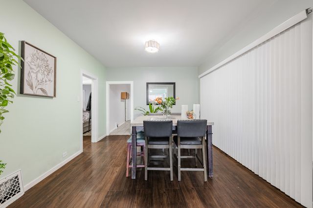 6733 S Campbell Avenue, Chicago, IL 60629