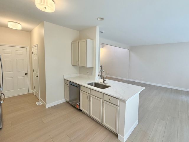 25 Melrose Court, South Elgin, IL 60177
