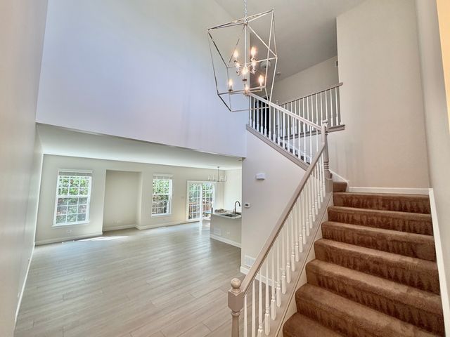 25 Melrose Court, South Elgin, IL 60177