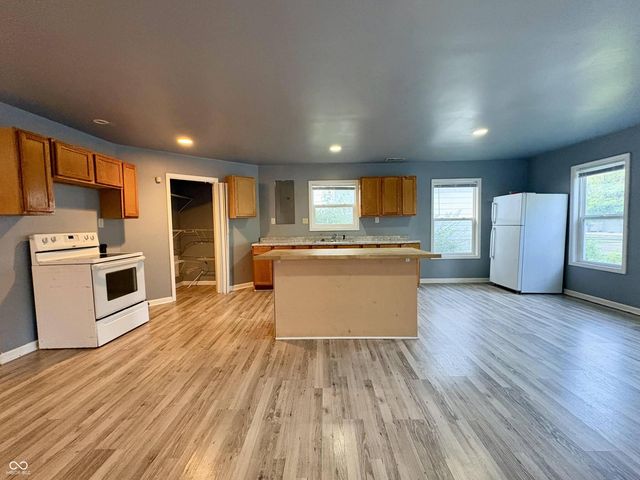 2230 N Arsenal Avenue, Indianapolis, IN 46218