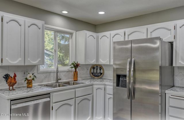 11459 N Trafalgar ST, Hayden, ID 83835