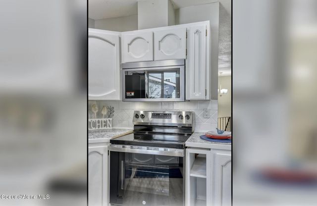 11459 N Trafalgar ST, Hayden, ID 83835