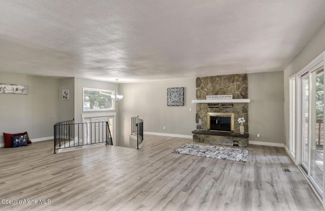 11459 N Trafalgar ST, Hayden, ID 83835