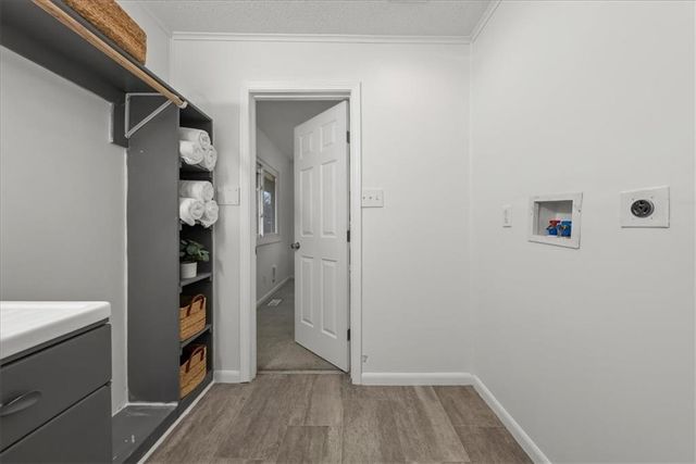 3636 SW Crane Road, Lee's Summit, MO 64082