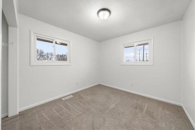 3636 SW Crane Road, Lee's Summit, MO 64082