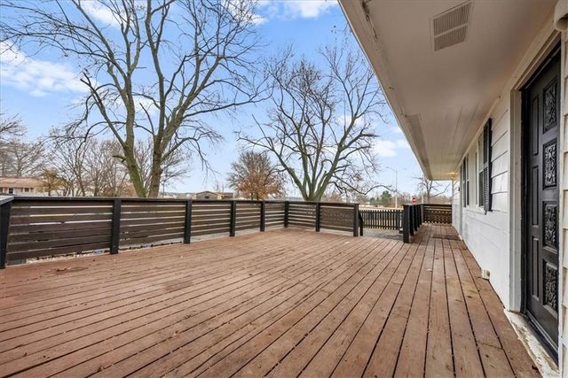 3636 SW Crane Road, Lee's Summit, MO 64082