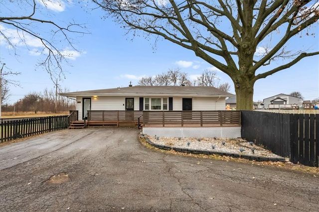 3636 SW Crane Road, Lee's Summit, MO 64082