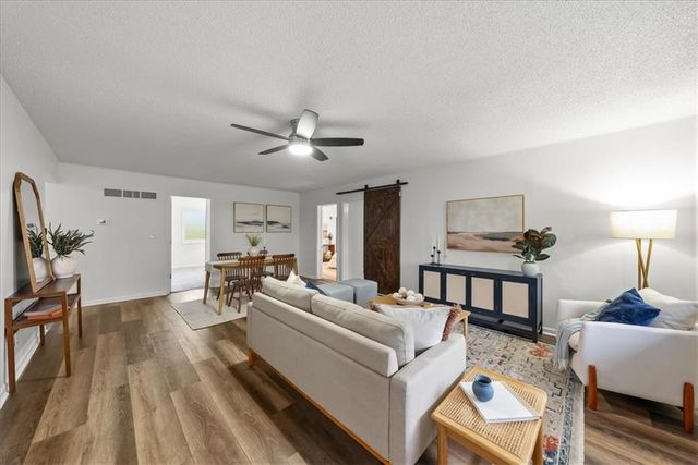 3636 SW Crane Road, Lee's Summit, MO 64082