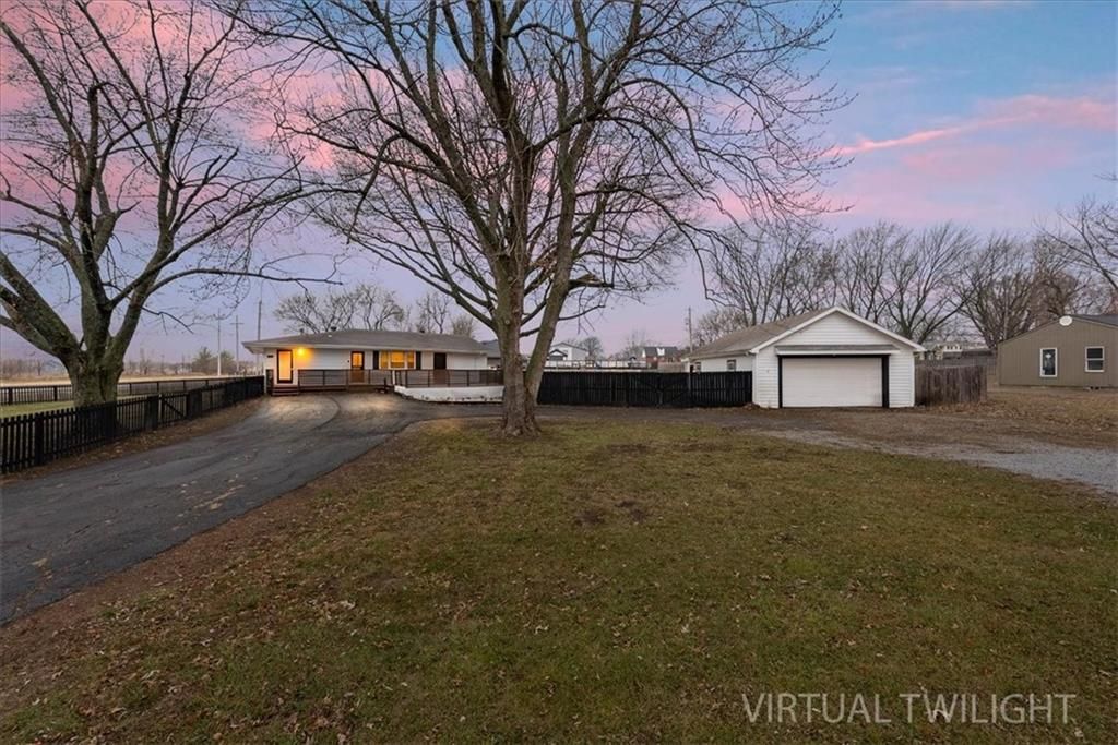 3636 SW Crane Road, Lee's Summit, MO 64082