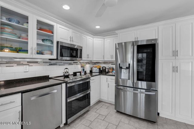 601B Lake Point Drive 601B, Lakewood, NJ 08701