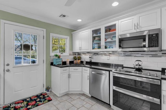601B Lake Point Drive 601B, Lakewood, NJ 08701