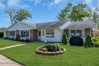 601B Lake Point Drive 601B, Lakewood, NJ 08701