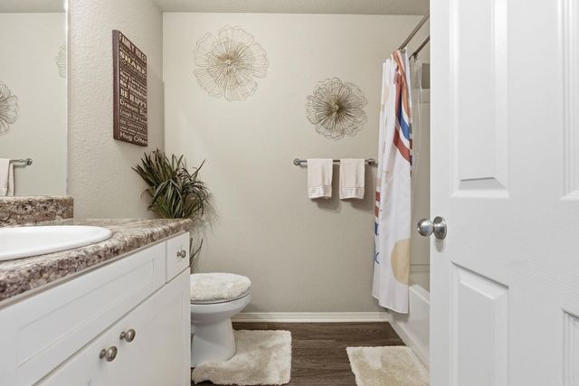 1178 Meadows Edge Drive, Alexander, AR 72002