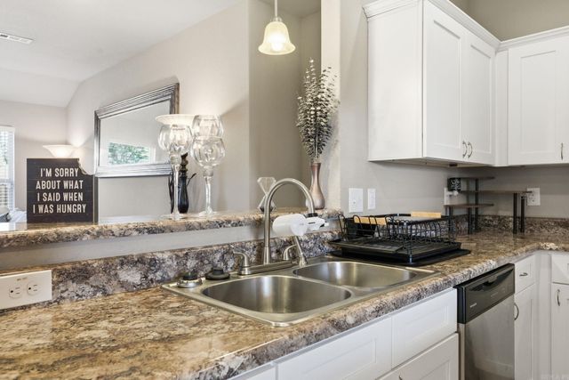 1178 Meadows Edge Drive, Alexander, AR 72002