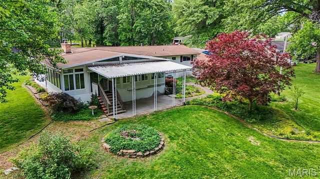 282 Geremma Drive, Ballwin, MO 63011