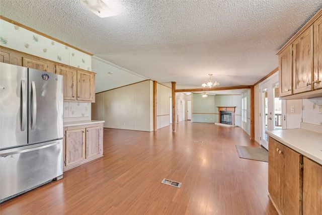 1321 Epps Road, Palmer, TX 75152