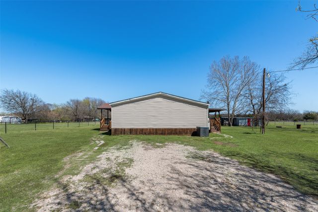 1321 Epps Road, Palmer, TX 75152