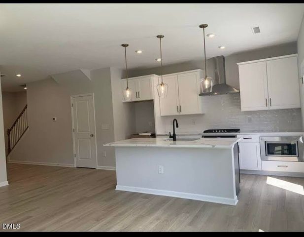 835 Oak Center Drive, Raleigh, NC 27610