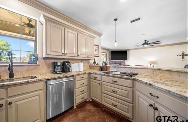 21192 Altuda Lane, Flint, TX 75762