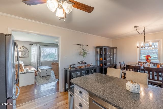 11 Walnut Road, Mechanicville, NY 12118