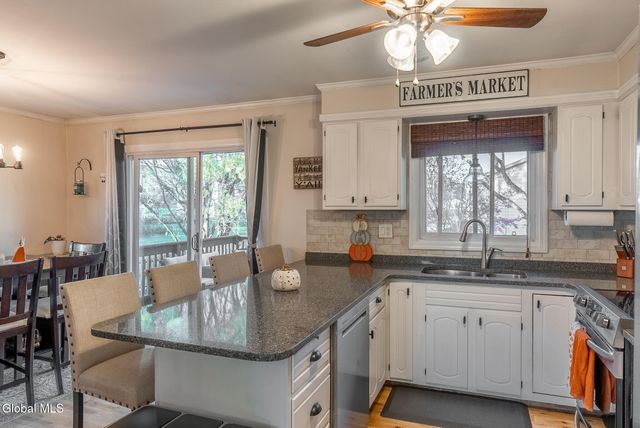 11 Walnut Road, Mechanicville, NY 12118