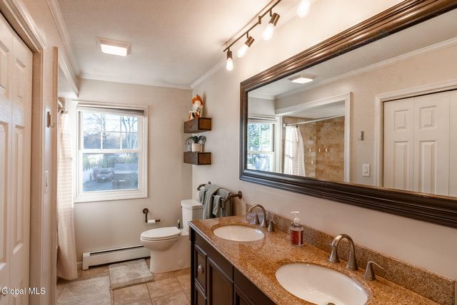 11 Walnut Road, Mechanicville, NY 12118