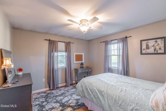 11 Walnut Road, Mechanicville, NY 12118