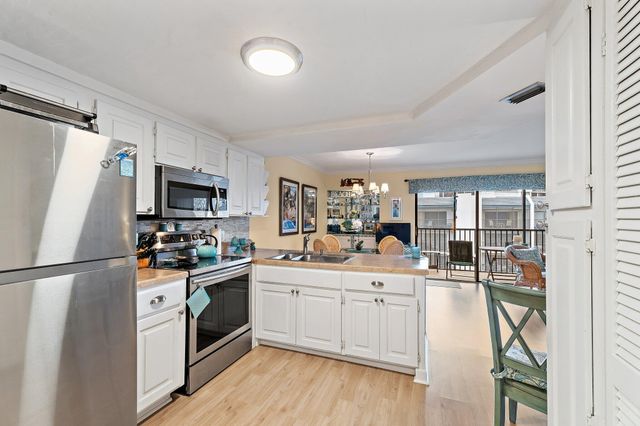 1605 S Us Highway 1 D403, Jupiter, FL 33477