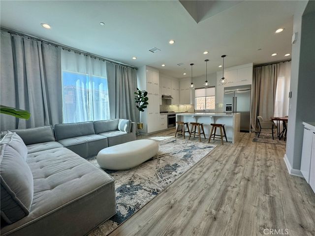 20711 Beech Circle, Porter Ranch, CA 91311