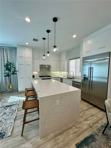 20711 Beech Circle, Porter Ranch, CA 91311