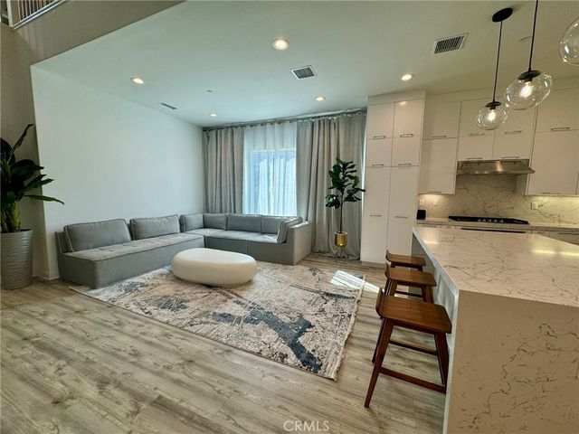 20711 Beech Circle, Porter Ranch, CA 91311