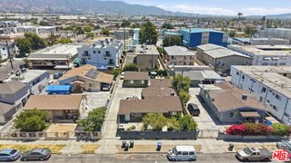 6850 Radford Avenue, North Hollywood, CA 91605
