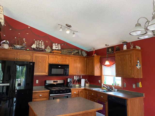 440 Alcott Street E, Rush City, MN 55069