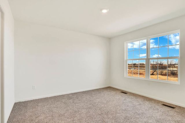 2646 Arrowhead Drive, Pingree Grove, IL 60140